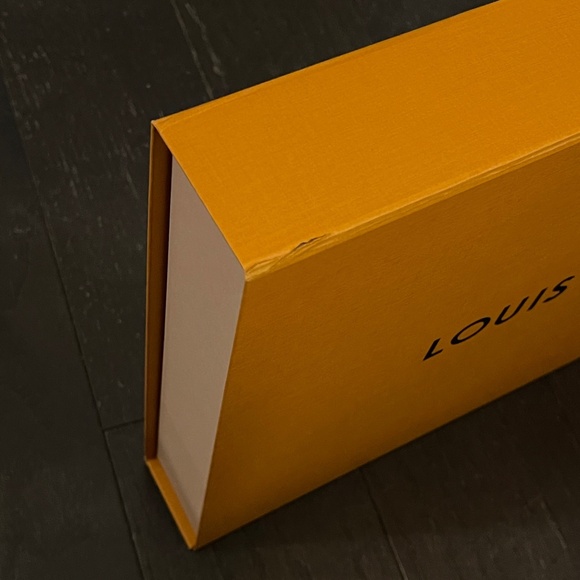 Louis Vuitton full set large empty box shopping bag home decoration storage - Picture 2 of 9